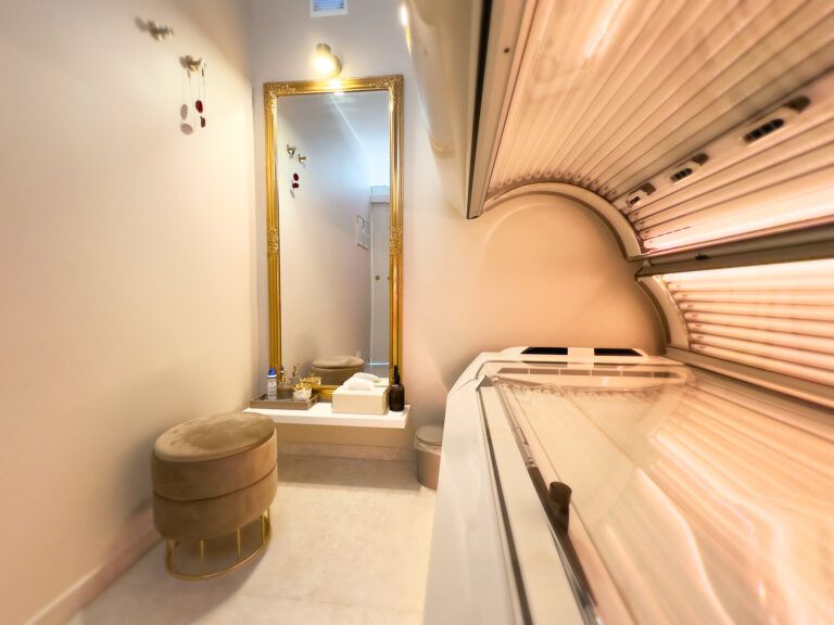 Łózko opalające, solarium